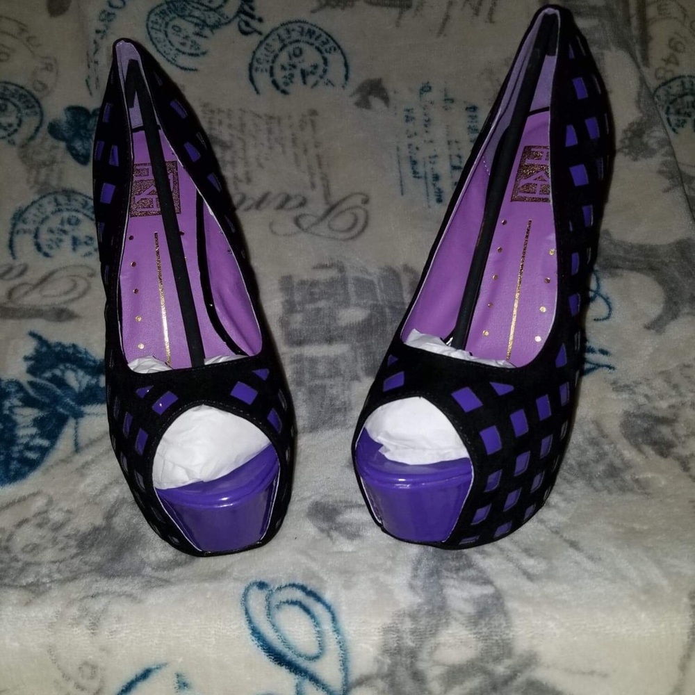 6 in heels